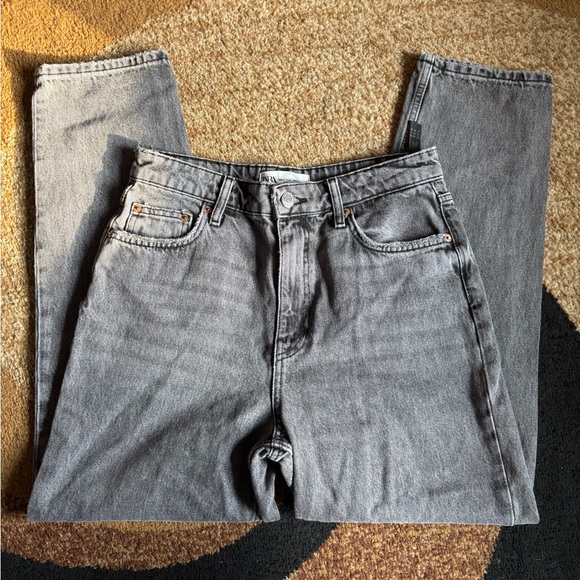 Zara High Waisted the 90s Mom fit Jeans - Picture 4 of 8
